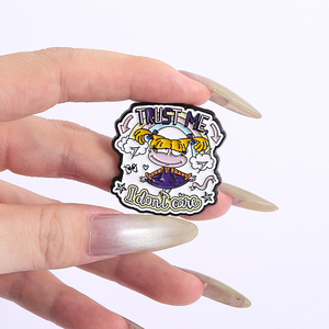 Alfileres esmaltados animados <span class=keywords><strong>de</strong></span> aventura <span class=keywords><strong>de</strong></span> dibujos animados <span class=keywords><strong>de</strong></span> <span class=keywords><strong>los</strong></span> <span class=keywords><strong>90</strong></span> Rugrats chica traviesa broche divertido solapa mochila insignia joyería regalos para niños amigos - Product Image 2