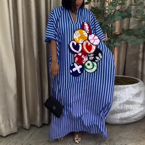 Vestido maxi tipo caftán con estampado de rayas para mujer, talla grande, manga corta, holgado, informal, a la moda - Product Image 3