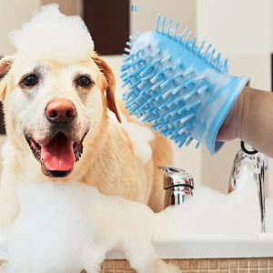 Gobelet de lavage pour pattes d'animaux en silicone souple pour chats et chiens, grand et moyen, nettoyeur de pattes, brosse pour nettoyer les pattes boueuses et sales des chiens - Product Image 4