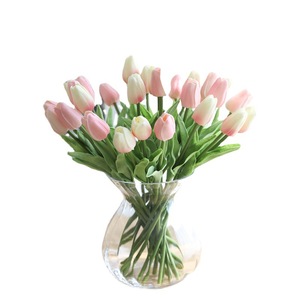 ดอกทิวลิปประดิษฐ์จากผ้าไหม ช่อดอกไม้สำหรับตกแต่งบ้านและงานแต่งงาน - Product Image 5