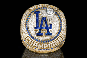 Bagues de championnat <span class=keywords><strong>du</strong></span> monde de baseball des Dodgers de Los Angeles 2025 personnalisables, ouvertes sur le dessus et gravées à l'intérieur avec une petite bague - Product Image 6