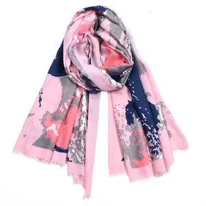Hot Selling Abstract Geometric Print Scarf Women Retro Style Scarf Ethnic Floral Printed Satin Scarf