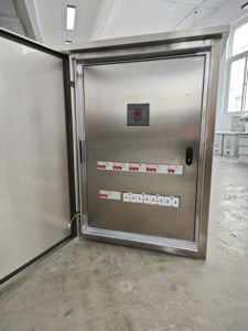 Boîte <span class=keywords><strong>de</strong></span> commande électrique basse tension personnalisée, équipement <span class=keywords><strong>de</strong></span> <span class=keywords><strong>distribution</strong></span> d'énergie, armoire <span class=keywords><strong>de</strong></span> <span class=keywords><strong>distribution</strong></span> électrique IP 55 - Product Image 2