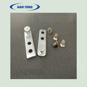 ตะขอแขวนใบมีดตัดกระดาษหนานทง พร้อมสกรูสำหรับชิ้นส่วนมีดอุตสาหกรรม - Product Image 1