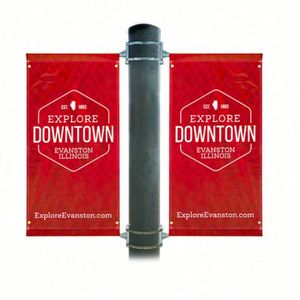 ป้ายไวนิลแบบกำหนดเองสำหรับเสาไฟถนน พร้อมขายึด ป้ายไวนิลสำหรับใช้งานกลางแจ้งแบบหนา 18 ออนซ์ สำหรับแคมเปญ - Product Image 1