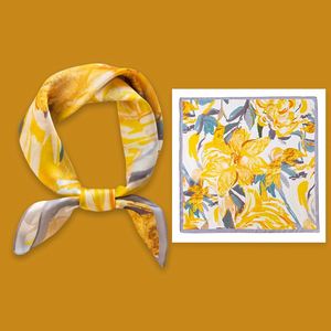 Écharpe en soie de mûrier 100 % premium pour femme, petit carré élégant, pour la tête ou comme accessoire décoratif pour cheveux - Product Image 3