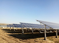 Système de montage professionnel pour panneaux solaires, support photovoltaïque grande surface, ancrage à vis, surface anodisée, résistance au vent 60 m/s, garantie 10 ans