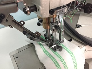 DS-664-01CB 600 Industrial Interlock <b>Sewing</b> <b>Machine</b> - Product Image 3