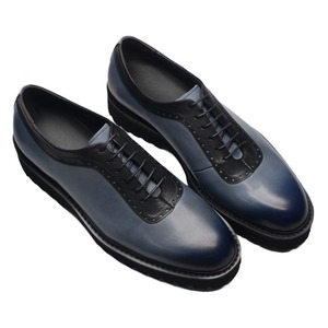 Chaussures pour hommes confortables et décontractées en cuir véritable à lacets de style rétro personnalisées pour les fêtes d'affaires - Product Image 4