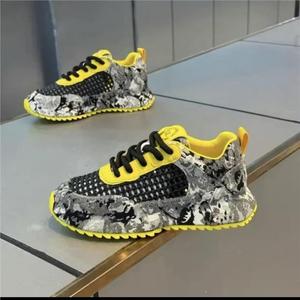 Chaussures plates décontractées respirantes et antidérapantes pour femmes, grandes tailles, collection Hiver-Printemps 2026, avec couleurs assorties, en stock - Product Image 1