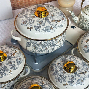 Ensemble de 5 casseroles et marmites en fer émaillé durables, avec poignées doubles, compatibles gaz/induction, lavables au lave-vaisselle, couvercles en verre - Product Image 6