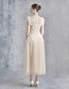 Nouvelle arrivée 2026 : <span class=keywords><strong>Robe</strong></span> en dentelle et crochet de style princesse avec une taille cintrée. - Product Image 4