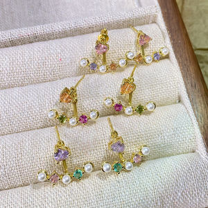 Venta al por mayor de aretes de perlas chapados en oro de 18 quilates estilo coreano y tailandés para bricolaje, joyería de moda - Product Image 2