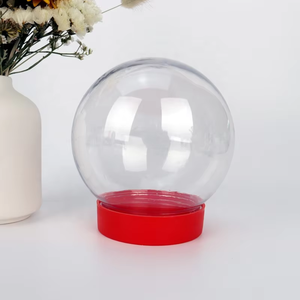 Vente en gros PET 600ml en <span class=keywords><strong>plastique</strong></span> <span class=keywords><strong>transparent</strong></span> en forme de <span class=keywords><strong>boule</strong></span> bouteille transparente pot de stockage de nourriture noix bouteille de bonbons de Noël - Product Image 5