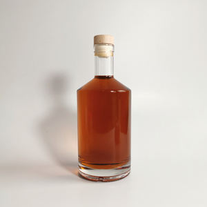 Bouteilles <span class=keywords><strong>de</strong></span> liqueur en verre rondes <span class=keywords><strong>de</strong></span> luxe personnalisées en gros <span class=keywords><strong>de</strong></span> 800 ml avec bouchon en caoutchouc pour la tequila et le brandy - Product Image 2