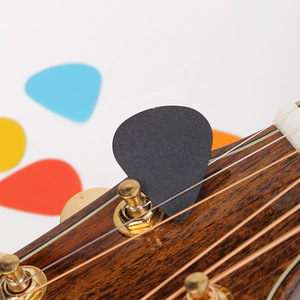 Púas de guitarra ABS esmeriladas de 0.5mm, 0.75mm, 1.0mm con acabado mate para ukelele y guitarra, colores surtidos - Product Image 1