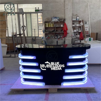 Fabricant professionnel Design moderne éclairage LED incurvé bureau d'ancrage de nouvelles TV et Station de radio Table Console de diffusion