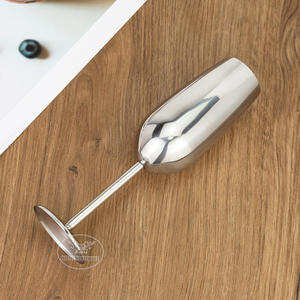 Verre à vin à pied en acier inoxydable incassable de 260 ml (9 oz) pour bar, fête, toast sophistiqué - Product Image 3