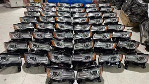 Cocok untuk lampu depan Grand Cherokee White American otomotif lampu depan sistem penerangan otomatis