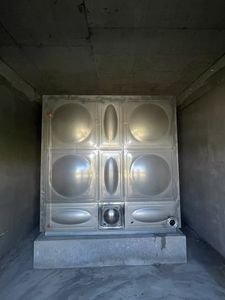 Ss304 316 réservoir d'<span class=keywords><strong>eau</strong></span> <span class=keywords><strong>de</strong></span> <span class=keywords><strong>pluie</strong></span> en acier inoxydable assemblage soudé conteneur <span class=keywords><strong>de</strong></span> stockage d'<span class=keywords><strong>eau</strong></span> prix réservoir d'<span class=keywords><strong>eau</strong></span> <span class=keywords><strong>de</strong></span> <span class=keywords><strong>1000</strong></span> <span class=keywords><strong>litres</strong></span> - Product Image 4