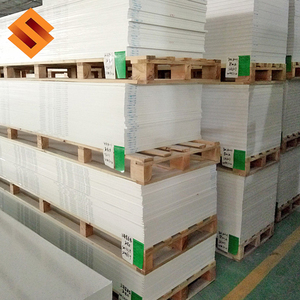 Người đàn ông thực hiện Bộ sưu tập acrylic rắn bề mặt đá nhân tạo <span class=keywords><strong>Countertop</strong></span> Acrylic tấm đá cẩm thạch nhà sản xuất - Product Image 3