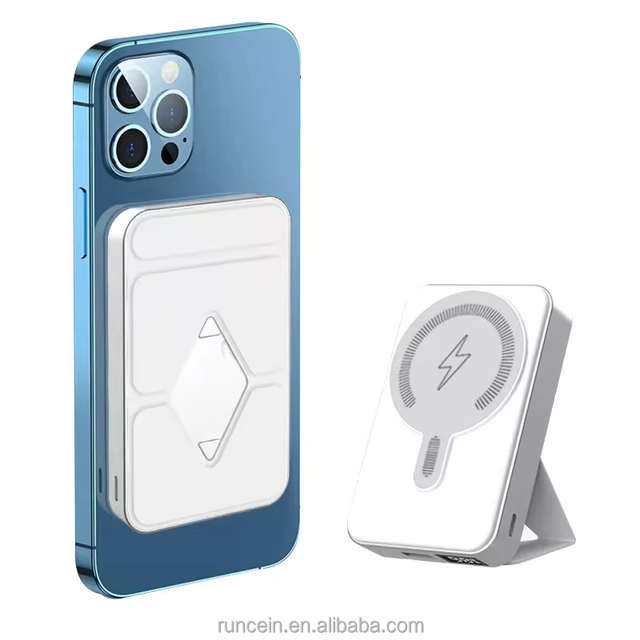2025 New Fast Charging 5000mAh 10000mAh Magnetic Wireless Mini Power Bank New Design