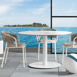 Ensemble de meubles de patio d'extérieur nordique, chaise en corde tressée à la main avec structure en aluminium, table et chaises de jardin imperméables - Product Image 2