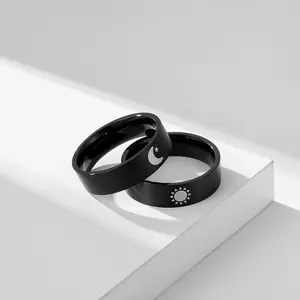 Cross-border 2023 Stainless Steel Star Moon Couple Ring Brushed Matte Stainless Steel Men&#39;s and Women&#39;s Ring Hand Jewe