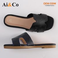 Nouvelles sandales compensées confortables pour femmes grandes tailles, à plateforme, double boucle, rivets, dessus en PU, semelle extérieure en PVC, chaussures décontractées d'été pour la plage