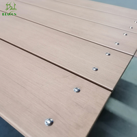 En stock mobilier de jardin extérieur imperméable moderne patio salle à manger pub commercial parc plage en bois table de pique-nique et ensemble de chaises