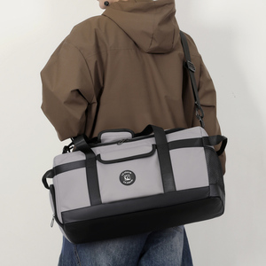 Bolsa de Viaje de Gran Capacidad, Bolsa Deportiva Multifuncional Impermeable con Compartimento para Zapatos y Separación entre Seco y Húmedo - Product Image 3