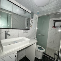 Maison conteneur préfabriquée mobile et extensible sur mesure de 20, 30 ou 40 pieds avec salle de bain et cuisine, maison portable préfabriquée