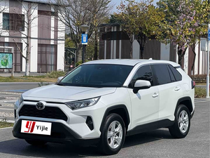 Toyota <span class=keywords><strong>RAV4</strong></span> d'<span class=keywords><strong>occasion</strong></span>, version essence modifiée, sans accident, vente en gros, adaptée aux conditions routières longue distance en Sibérie - Product Image 2