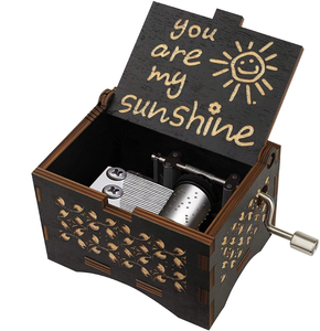 Boîte à <span class=keywords><strong>musique</strong></span> en bois avec logo personnalisé avec manivelle pour la décoration intérieure et de jardin Cadeaux de vacances avec <span class=keywords><strong>musique</strong></span> «<span class=keywords><strong>Joyeux</strong></span> <span class=keywords><strong>anniversaire</strong></span>» - Product Image 6