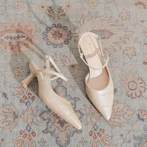 Chaussures à talons hauts pour femmes avec absorption des chocs, idéales pour la course, la danse, les fêtes et les mariages, avec semelle coussinée et talon épais flexible - Product Image 2