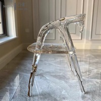 Chaise de designer en verre transparent de luxe léger, forme irrégulière Goutte d'eau glacée, siège en cristal décontracté, mobilier d'intérieur