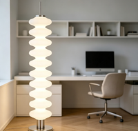 Lampe rétro en rotin naturel, décoration d'hôtel et de restaurant, lustre artistique en rotin, lampe sur pied en acrylique LED, lampes de sol pour la maison