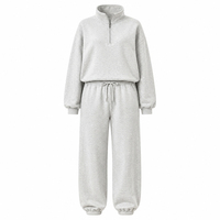 Ensemble de survêtement athleisure personnalisé pour femme : sweat-shirt à demi-zip et pantalon de jogging en polaire