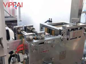 <span class=keywords><strong>2025</strong></span> đổi mới vippai đầy đủ tự động mảnh duy nhất gói khăn lau ướt mô làm máy đóng gói bao bì - Product Image 4