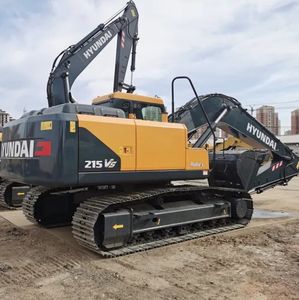 Excavadora de Orugas Mediana Hyundai 215VS Usada de Alta Calidad, 21 Toneladas, 110kw, Gran Potencia, Motor Original, Caja de Cambios y Bomba Duraderas - Product Image 5