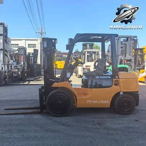 Montacargas TOYOTA FDZN30 de 3 toneladas, montacargas usado de Japón, 3 toneladas, motor 1DZ-2, máquina usada de segunda mano, montacargas de 3000 kg a gasolina. - Product Image 5