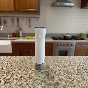 Nouvel aspirateur à main intelligent et compact, modèle rechargeable pour la maison, petite machine de conservation sous vide - Product Image 1