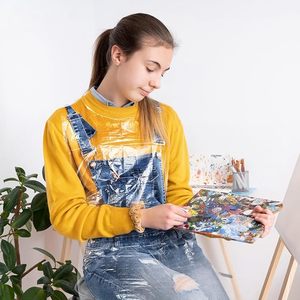 Batas Desechables de Plástico Transparente para Adultos, Delantales Impermeables Transparentes para Uso Doméstico y al Aire Libre - Product Image 4