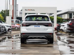 Voiture à essence V.<span class=keywords><strong>o</strong></span>.l.k.s.w. <span class=keywords><strong>g</strong></span>.e.n <span class=keywords><strong>T</strong></span>.-.C.<span class=keywords><strong>R</strong></span>.<span class=keywords><strong>O</strong></span>.S.S avec caméra arrière de sièges en tissu de direction gauche au design audacieux - Product Image 6