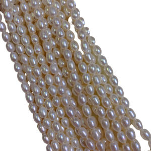 สร้อยคอมุกน้ำจืดธรรมชาติสำหรับผู้หญิง ขนาดไล่ระดับ ตัวเรือนเงินแท้ S925 สร้อยคอแบบเส้นยาวคล้องคอ - Product Image 5