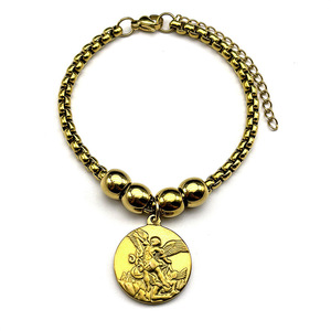 Bracelet populaire en chaîne maille gourmette avec pendentif rond en forme de pièce de monnaie représentant le portrait de l'archange Michel, personnalisé et surdimensionné, vente en gros - Product Image 6