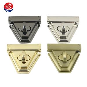 पर्यावरण के अनुकूल लक्जरी बच्चों बैग अंडाकार आकार फॉक्स पशु डिजाइन जस्ता मिश्र धातु हल्के सोने के धातु ट्विस्ट - Product Image 3