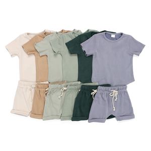 Vêtements pour enfants en gros : Ensembles côtelés en coton pour bébés, tenues pour enfants, ensembles courts pour bébés, personnalisables pour boutiques - Product Image 1
