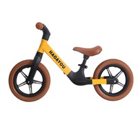 Vélo d'équilibre pour tout-petits avec roues silencieuses en PU, pneus de 12 pouces, cadre léger en acier haute teneur en carbone et revêtement en cuir PP