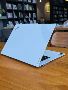 <span class=keywords><strong>Lenovo</strong></span> <span class=keywords><strong>Think</strong></span> <span class=keywords><strong>Pad</strong></span> X9 Aura AI 14 Ultra 9 288V 32GB RAM 1TB 2TB SSD 14 pulgadas 2,8 K Oled Personal Thin Laptop - Product Image 6